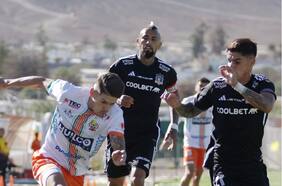 ¿Traspasó la línea? Revisa el gol con que Cobresal le empataba el partido a Colo Colo