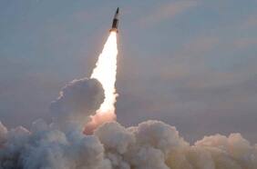 Corea del Norte lanza un nuevo misil balístico hacia las costas de Japón