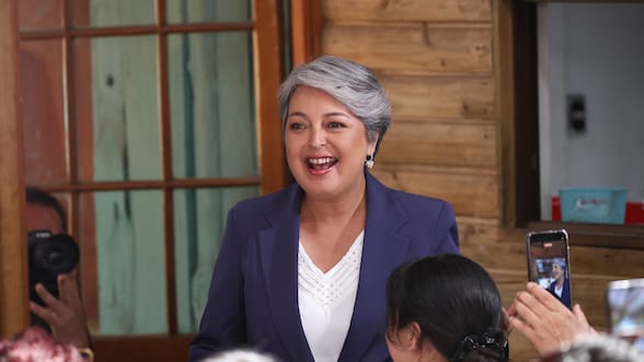 Jara parte su campaña redoblando distancia con Boric: “El Presidente y el gobierno deben dedicarse a gobernar”