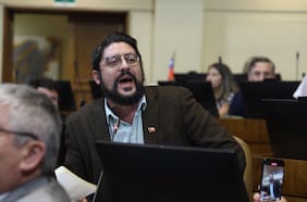 Por mala conducta: Orrego (RN) se convierte en el primer castigado en el crispado inicio del nuevo Congreso