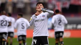 Colo Colo, con el vuelo del líder: derrota a Deportes La Serena y se aleja 11 puntos de su escolta