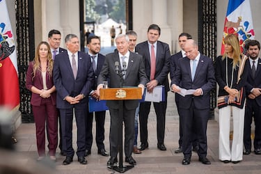 Gobierno posterga ingreso de megarreforma: busca alinear al oficialismo y apuesta por reforzar agenda en seguridad-educación