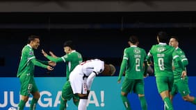 El insólito autogol de ex Colo Colo con el que se adelanta Audax Italiano ante Vasco da Gama en la Copa Sudamericana