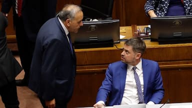 Año nuevo, riña nueva: batalla judicial entre Fidel Espinoza y Daniel Manouchehri amenaza 2026 del PS