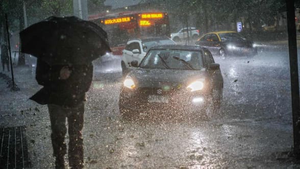 A qué hora comienza la lluvia hoy en la Región Metropolitana y zona central