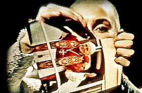 Cuando Sinéad O’Connor despedazó la foto del Papa Juan Pablo II en televisión
