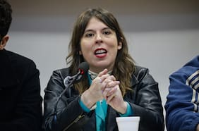 Constanza Martínez reconoce triunfo de Gael Yeomans en elección interna del Frente Amplio: “Seguiremos construyendo”