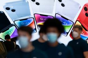 El inesperado error de Apple que impide activar el último iPhone 14