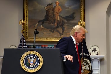 Trump estaría dispuesto a poner fin a ofensiva contra Irán incluso si persiste bloqueo en el estrecho de Ormuz