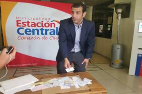 Límite a reelección: alcaldes aumentan presión por veto