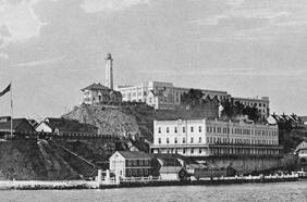El infierno de Alcatraz: agujero como baño,  prohibición de hablar y una trampa mortal para escapar