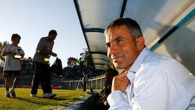 Juvenal Olmos sorprende y asume como gerente deportivo en club de Tercera División