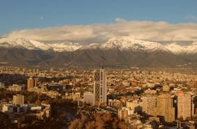 Hasta 26 °C: este será el día de “calor de verano” en Santiago, según el tiempo