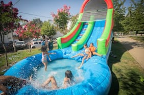 Con juegos infantiles, granjas educativas y mucha diversión: parques en Santiago ideales para ir con niños y niñas