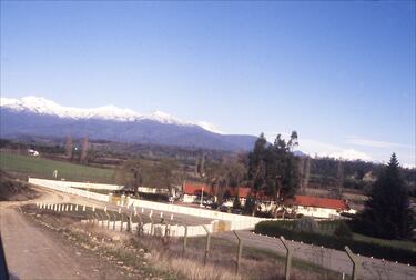 Oficialismo y oposición chocan posiciones ante reversión de la expropiación de Colonia Dignidad