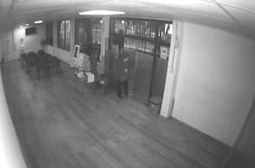 Fijan prisión preventiva para funcionarias a cargo de la oficina del Registro Civil de Buin por robo de $17 millones