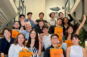 Piñera se reúne con estudiantes de Liceos Bicentenario que obtuvieron puntaje máximo en la PAES