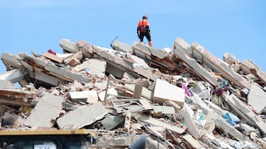 La cara chilena del terremoto en Venezuela: van 41 solicitudes de localización
