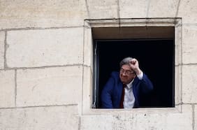 El rol clave que Jean-Luc Mélenchon y su coalición de izquierda toman en la conformación del nuevo gobierno francés