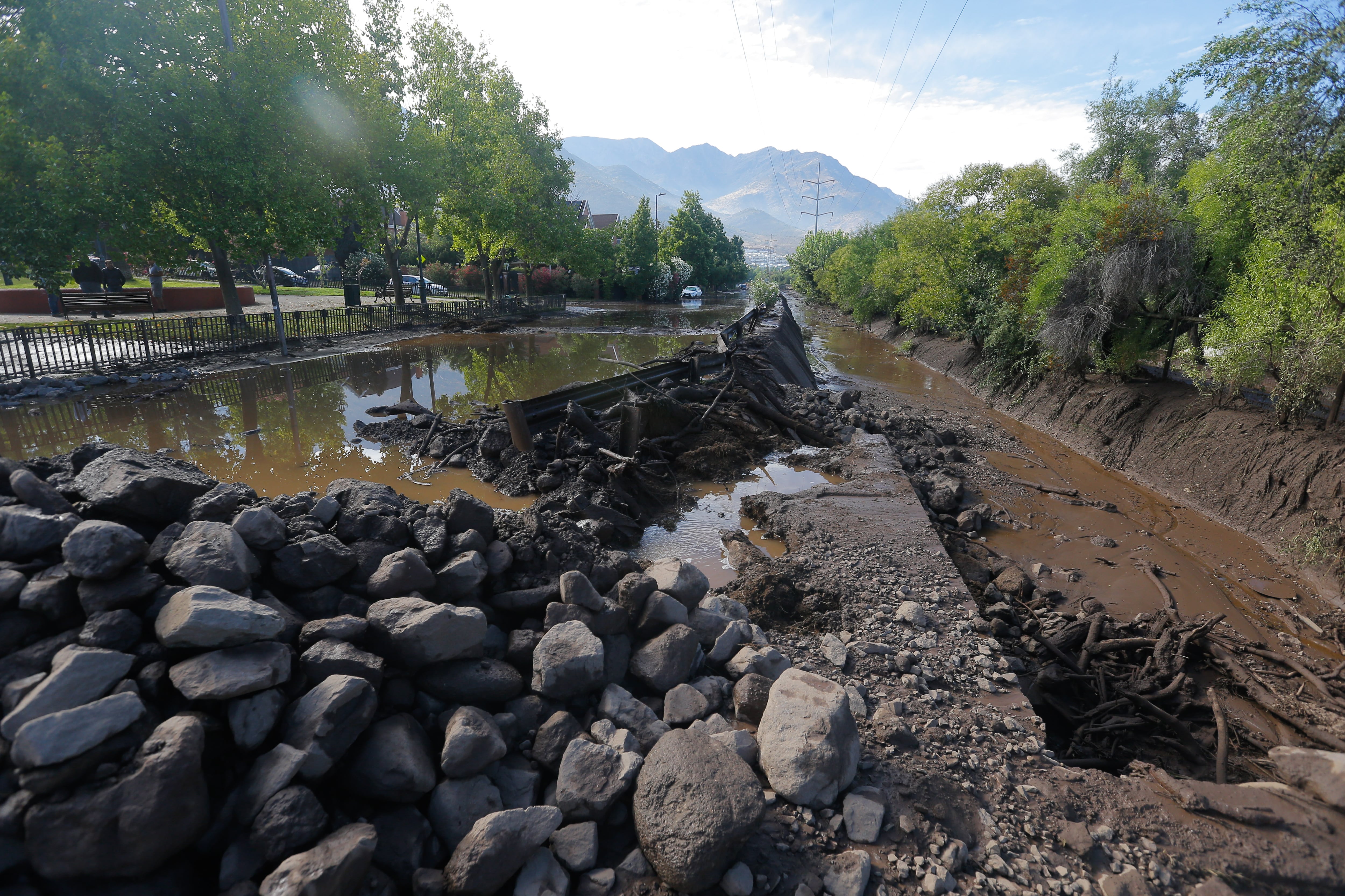 GORE de Santiago lanza el Sistema de Emergencia Regional: herramienta para proyectar y gestionar riesgos naturales y antrópicos