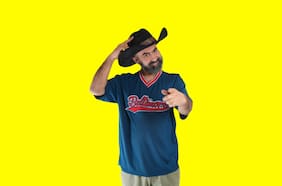 Juanito Ayala sorprende con “Papito corazón” una cumbia ranchera para dedicar