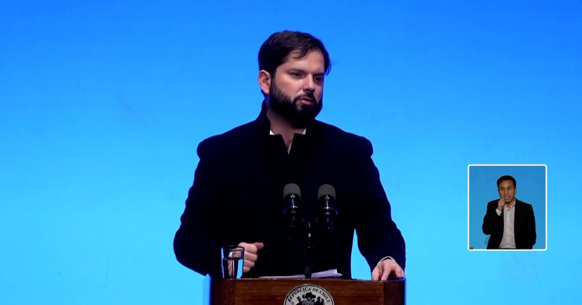 La democracia en tensión: El desafío de las amenazas sutiles y progresivas