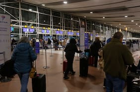 Aeropuerto de Santiago proyecta la salida 260 mil pasajeros en primeros días de vacaciones de invierno