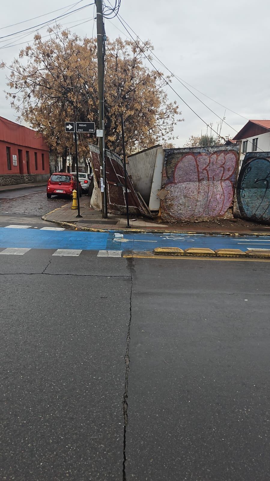 Corte confirma multa a inmobiliaria por demolición de inmuebles de zona típica en barrio Yungay de Santiago