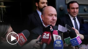 Quiroz replica a Poduje tras polémica de recortes y reitera cuatro veces la misma respuesta
