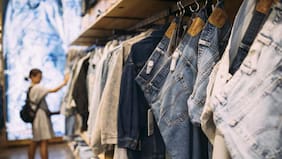 Las exportaciones de ropa usada desde Iquique que inundan el mercado argentino