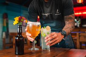 Bar La Virgen desembarcó en el Patio Bellavista con el más grande de sus locales