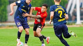 Con miras en su partido ante la Roja: Perú es goleado por el colista del fútbol ruso