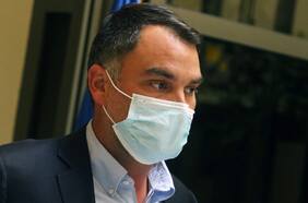 Presidente UDI se baja de primera gira internacional de Boric a Argentina