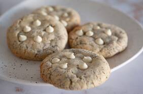 Galletas chewy de limón y chocolate blanco