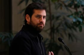 Diputado Ibáñez (FA) desestima respaldo de ministro Marcel a Etcheberry y exige renuncia del director del SII