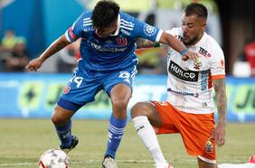 La cima en solitario deberá esperar: la U sufre con sus errores defensivos y empata con el aguerrido Cobresal