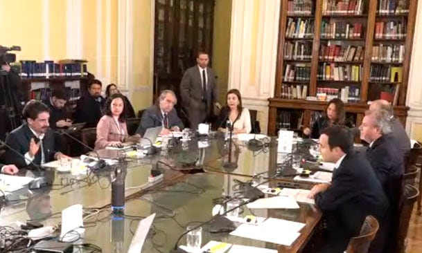 Comisión mixta logra acuerdo y destraba proyecto de reforma al sistema político