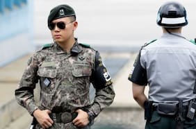 Heridos tres militares surcoreanos por una explosión en la zona desmilitarizada entre las dos Coreas