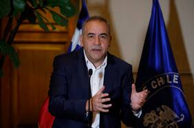 Senador Espinoza (PS) tras mea culpa de Jackson por caso Pío Nono: “Decir que actuaste apresuradamente es pisarte la cola”