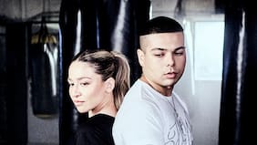 Gianluca inicia su nueva era en un ring con Romina Pistolas