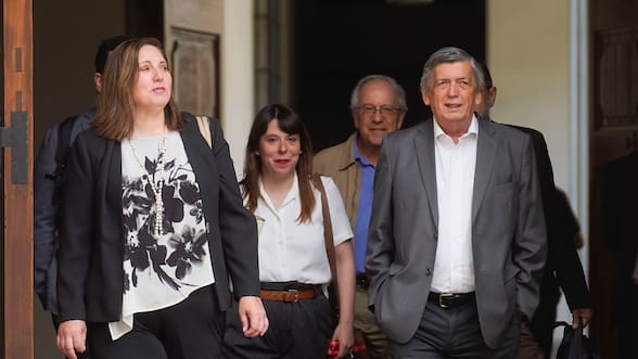 Oposición acusa portazo del gobierno a petición de incluir focalización en platas municipales del megaproyecto
