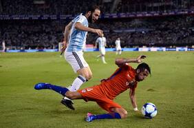 Gonzalo Higuaín no olvida a La Roja: “De las chances erradas en finales, la que más me recrimino es ante Chile en Estados Unidos”