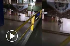 Estudiante entra armado a un colegio y mata a un compañero: escondió escopeta en estuche de guitarra