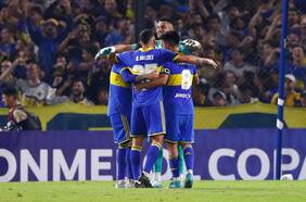 Boca golea a Monagas y se queda con el grupo de Colo Colo