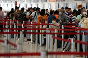 Para viajar a EE.UU. hay que cumplir con la ley