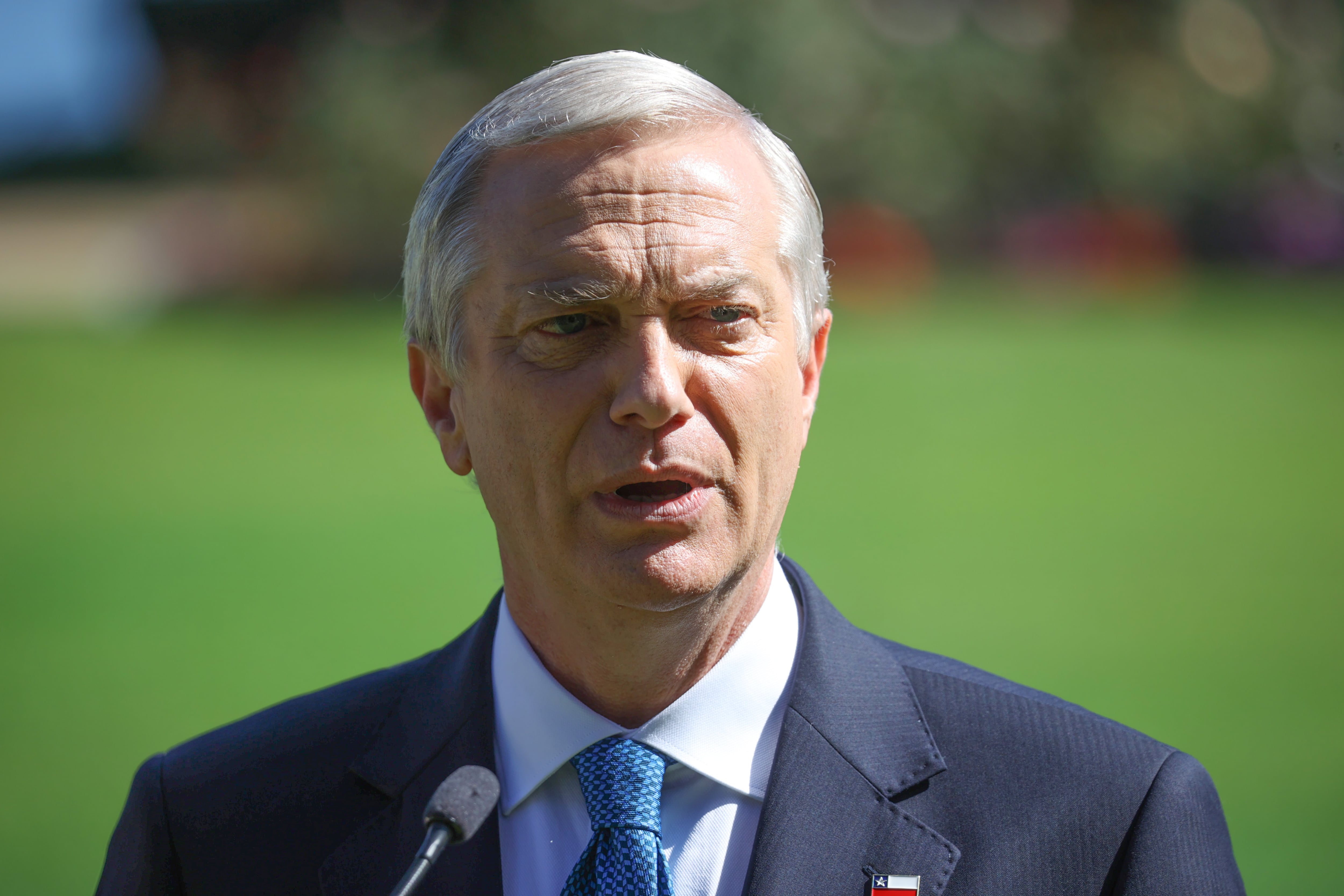 Kast en almuerzo para líderes internacionales: agradece asistencia al rey Felipe VI y le extiende invitación para visitar la Antártica