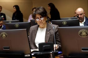 Sin coaching adicional: la íntima preparación de la ministra Aguilera a siete días de su interpelación