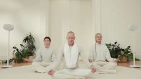 Ca7riel y Paco Amoroso se unen a Sting en la espiritual Hasta Jesús tuvo un Mal Día