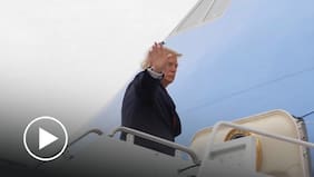 Nueva arremetida de Trump contra la prensa: Casa Blanca veta a CNN de vuelo presidencial