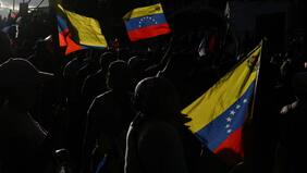 Tribunal de EE.UU. bloquea temporalmente la eliminación del estatus de protección para venezolanos